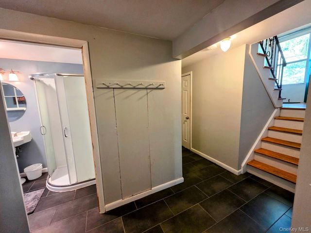 28 Robert Drive, Hyde Park, NY 12538