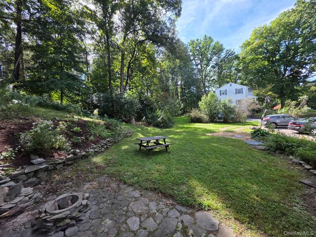 28 Robert Drive, Hyde Park, NY 12538
