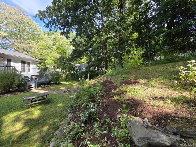 28 Robert Drive, Hyde Park, NY 12538