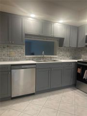 12800 SW 7th Ct 306G, Pembroke Pines, FL 33027