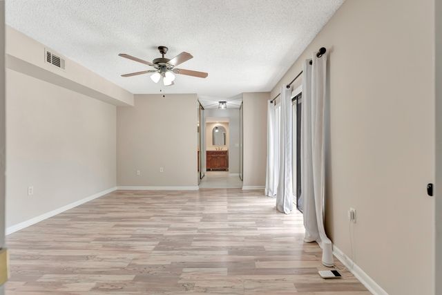 207 2nd Terrace, Palm Beach Gardens, FL 33418