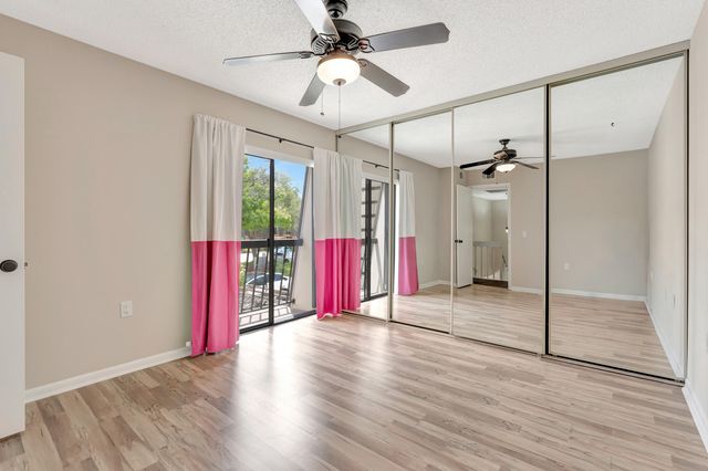 207 2nd Terrace, Palm Beach Gardens, FL 33418