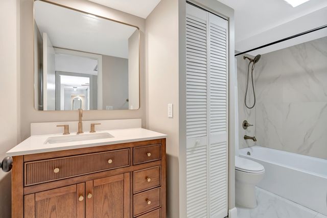 207 2nd Terrace, Palm Beach Gardens, FL 33418