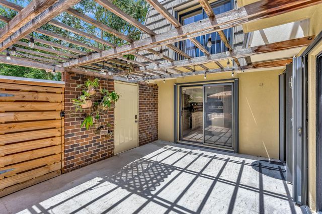 207 2nd Terrace, Palm Beach Gardens, FL 33418