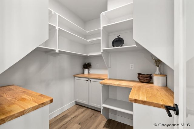 5117 LASSO DR, Cheyenne, WY 82009