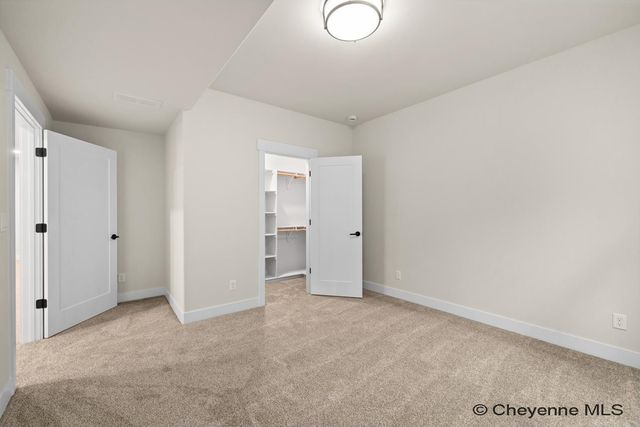 5117 LASSO DR, Cheyenne, WY 82009