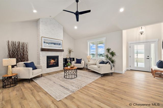 5117 LASSO DR, Cheyenne, WY 82009