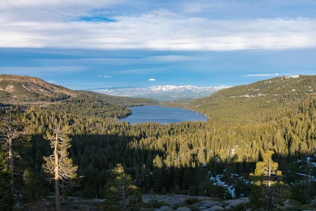 14161 Tanager Lane, Truckee, CA 96161
