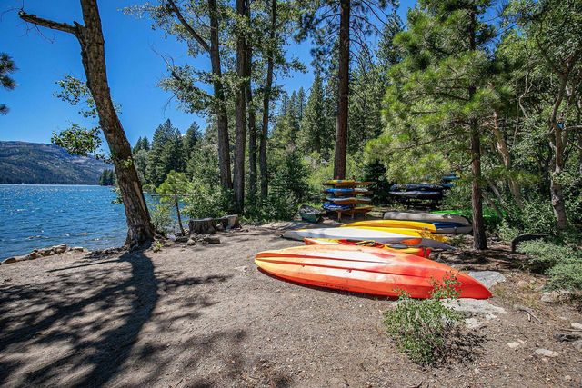 14161 Tanager Lane, Truckee, CA 96161