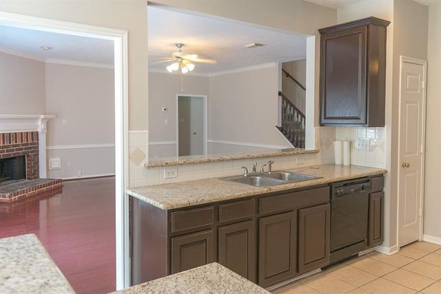 15411 Seminole Canyon Drive, Sugar Land, TX 77498