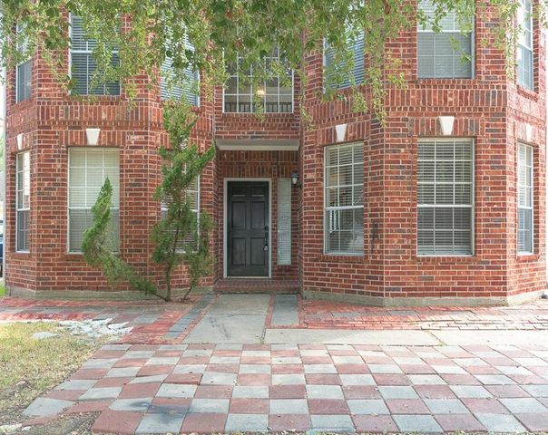 15411 Seminole Canyon Drive, Sugar Land, TX 77498