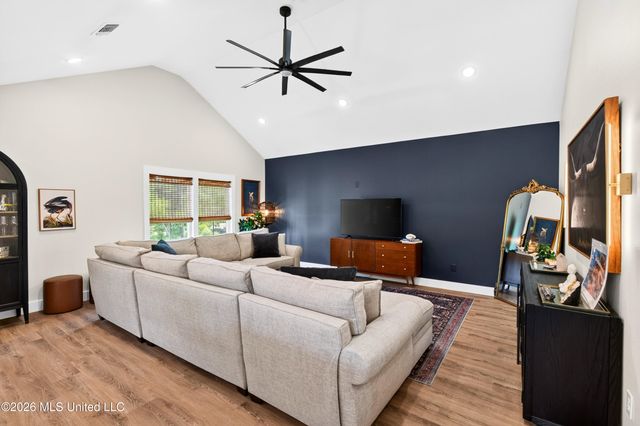 204 Piney Ridge Road, Waveland, MS 39576