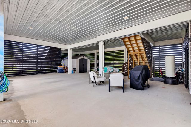 204 Piney Ridge Road, Waveland, MS 39576