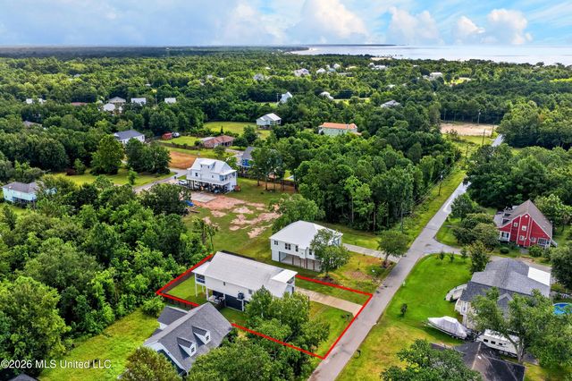 204 Piney Ridge Road, Waveland, MS 39576