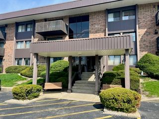 1420 Woodbridge Road 2B, Joliet, IL 60436