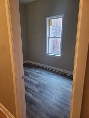 9021 S Exchange Avenue, Chicago, IL 60617