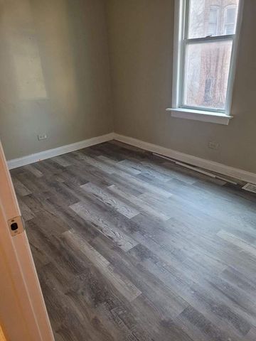 9021 S Exchange Avenue, Chicago, IL 60617