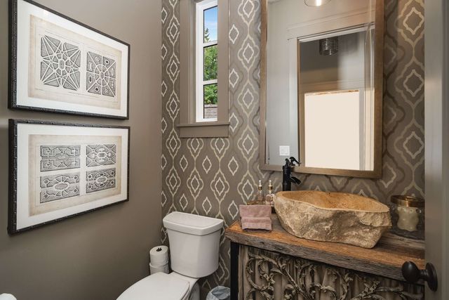 2028 Castleman Drive, Nashville, TN 37215