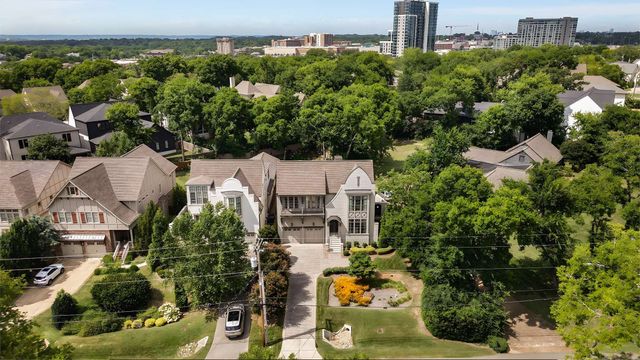 2028 Castleman Drive, Nashville, TN 37215