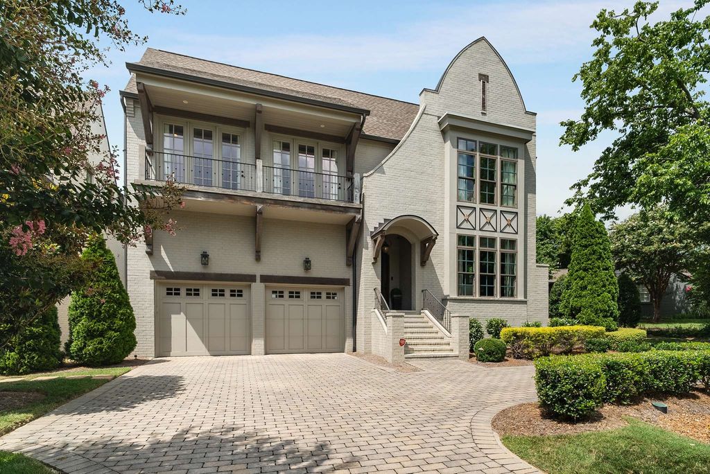 2028 Castleman Drive, Nashville, TN 37215