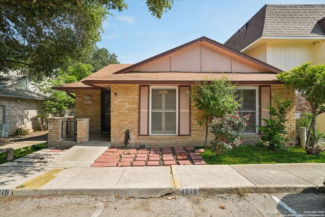 4919 ARBOR RIDGE DR, San Antonio, TX 78228