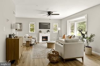 870 CONEWAGO AVE, Manchester, PA 17345