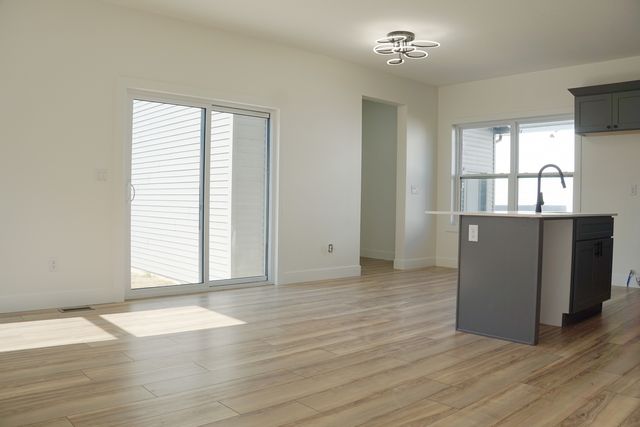 775 kristin Drive, Normal, IL 61761