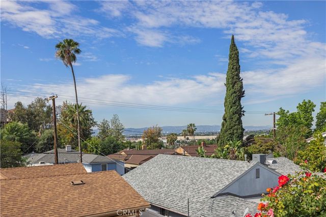 10101 Lanark Street, Sun Valley, CA 91352