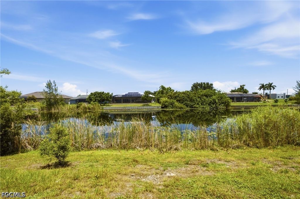 Image 37 of property listing at 2929 Diplomat PKWY W, Cape Coral, FL 33993