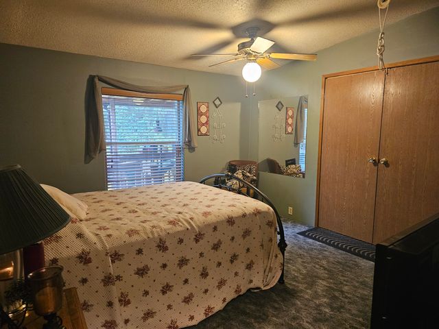 12370 Lower River Road, Grants Pass, OR 97526