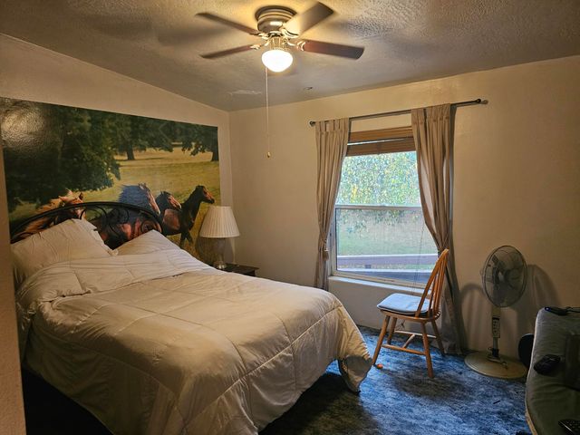 12370 Lower River Road, Grants Pass, OR 97526