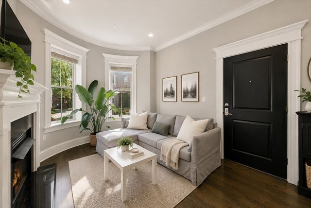209 Green St, Cambridge, MA 02139