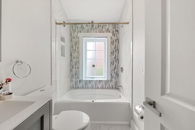 209 Green St, Cambridge, MA 02139