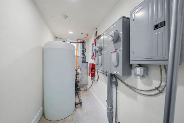 209 Green St, Cambridge, MA 02139