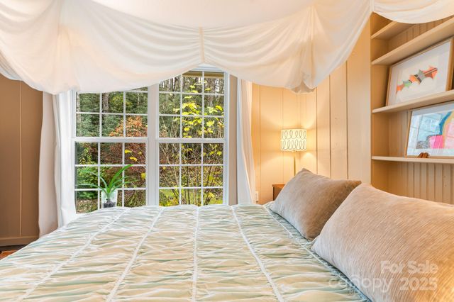 200 Nimitz Drive, Brevard, NC 28712