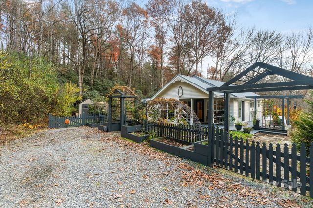 200 Nimitz Drive, Brevard, NC 28712