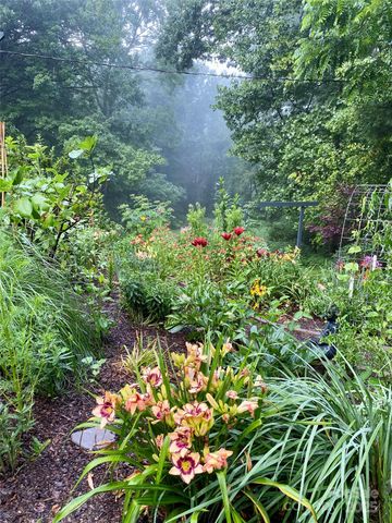 200 Nimitz Drive, Brevard, NC 28712