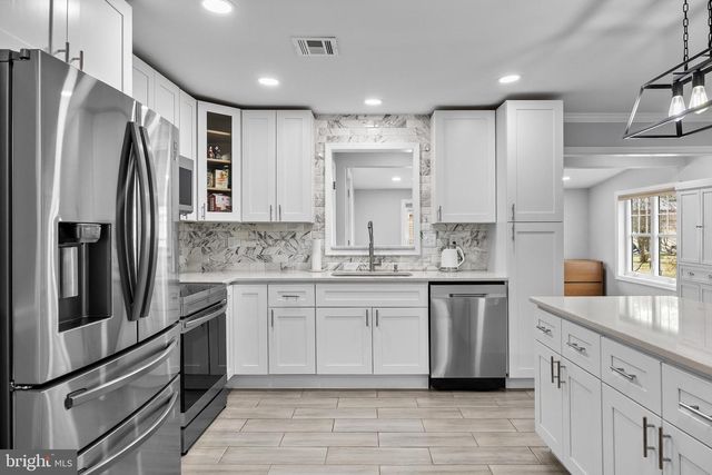 7 PICARDY PL, Southampton, NJ 08088