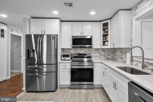 7 PICARDY PL, Southampton, NJ 08088