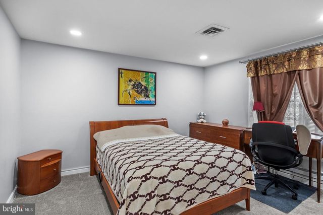 7 PICARDY PL, Southampton, NJ 08088