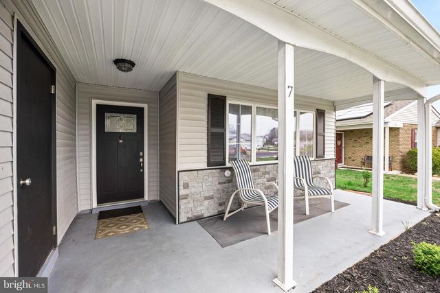 7 PICARDY PL, Southampton, NJ 08088