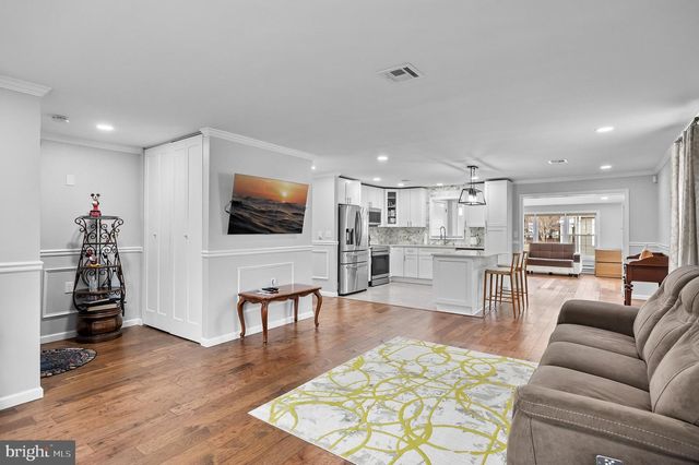 7 PICARDY PL, Southampton, NJ 08088