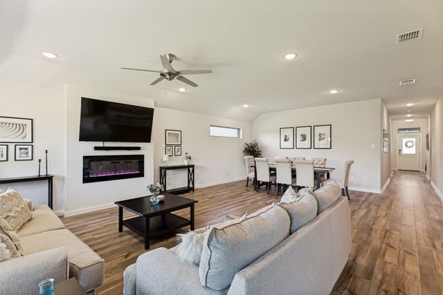 1216 Nuevo Rancho Lane, Fort Worth, TX 76052