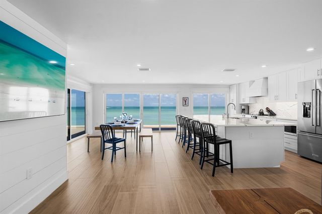 306 S BAY BOULEVARD, Anna Maria, FL 34216