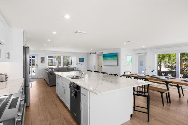 306 S BAY BOULEVARD, Anna Maria, FL 34216