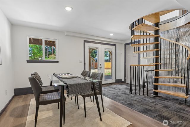 2002 211th Place SW, Lynnwood, WA 98036