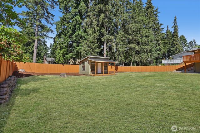 2002 211th Place SW, Lynnwood, WA 98036