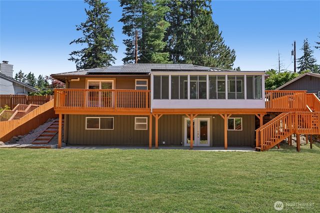 2002 211th Place SW, Lynnwood, WA 98036
