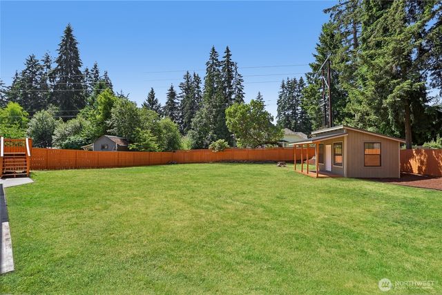 2002 211th Place SW, Lynnwood, WA 98036