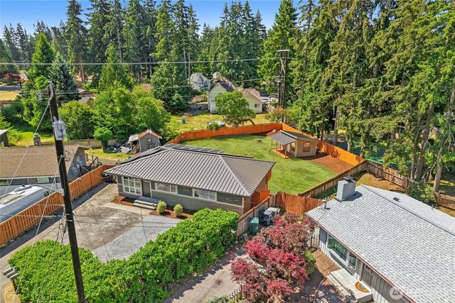 2002 211th Place SW, Lynnwood, WA 98036